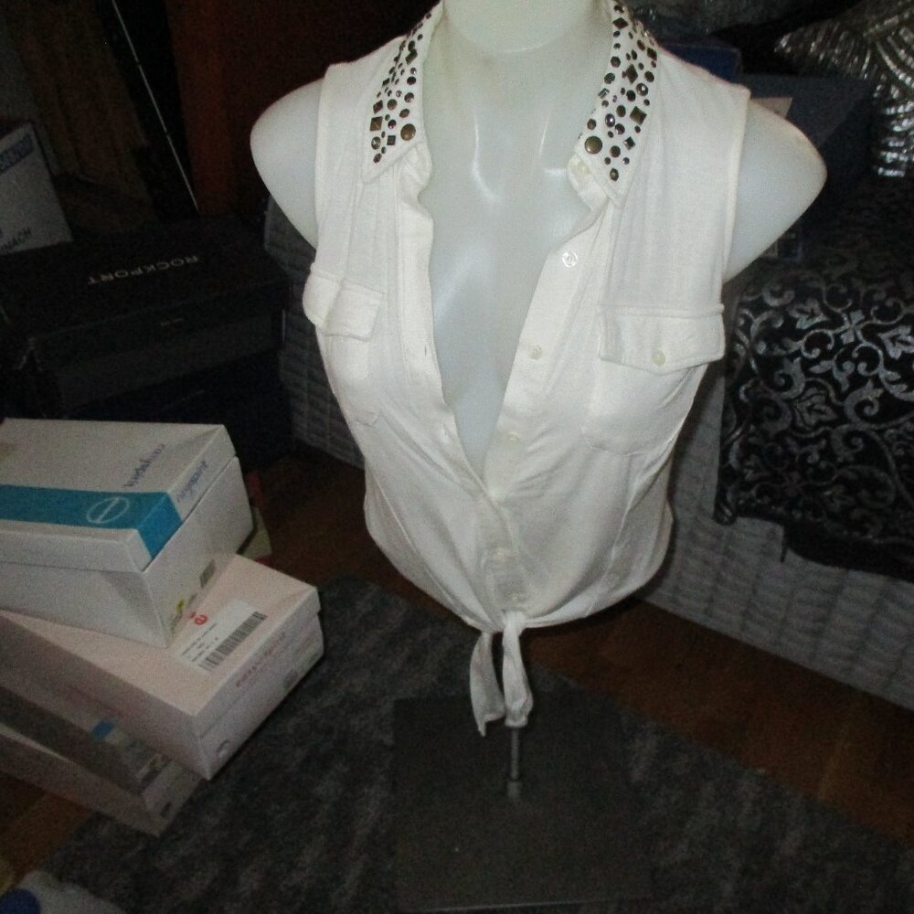 new without tags american rag off white studded tie front shirt small